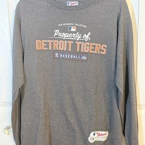 Majestic Gray Detroit Tigers Baseball Long Sleeve Tee Sz M AE